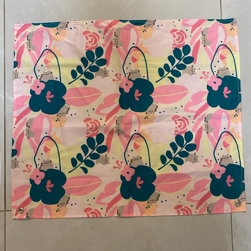 Pusheen floral mini tapestry